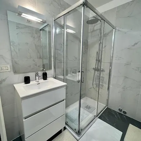 Daire Charlotte Near Piazza Unita *