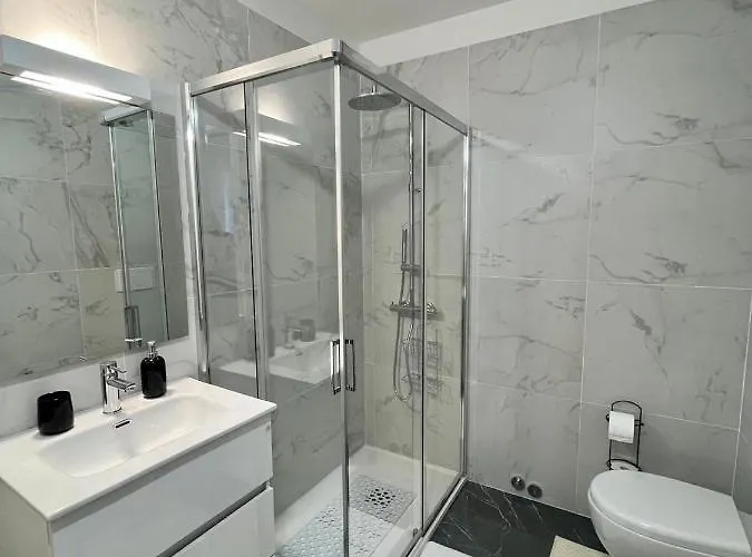 Lägenhet Charlotte Near Piazza Unita