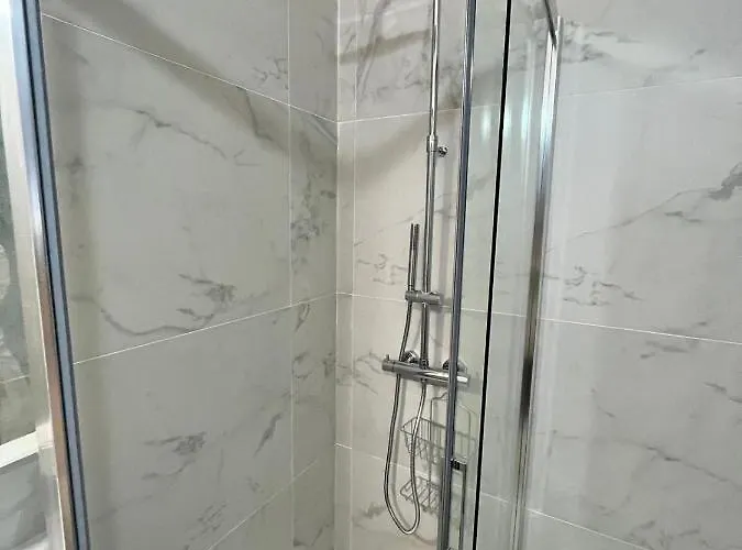 Charlotte Near Piazza Unita *