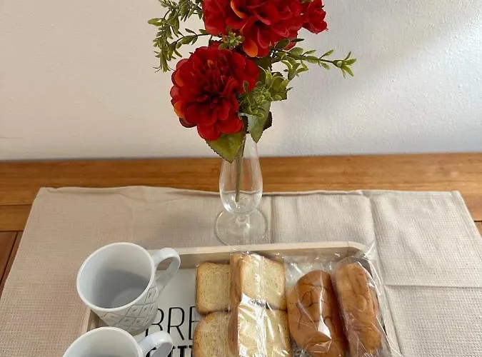 Charlotte Near Piazza Unita Lägenhet *